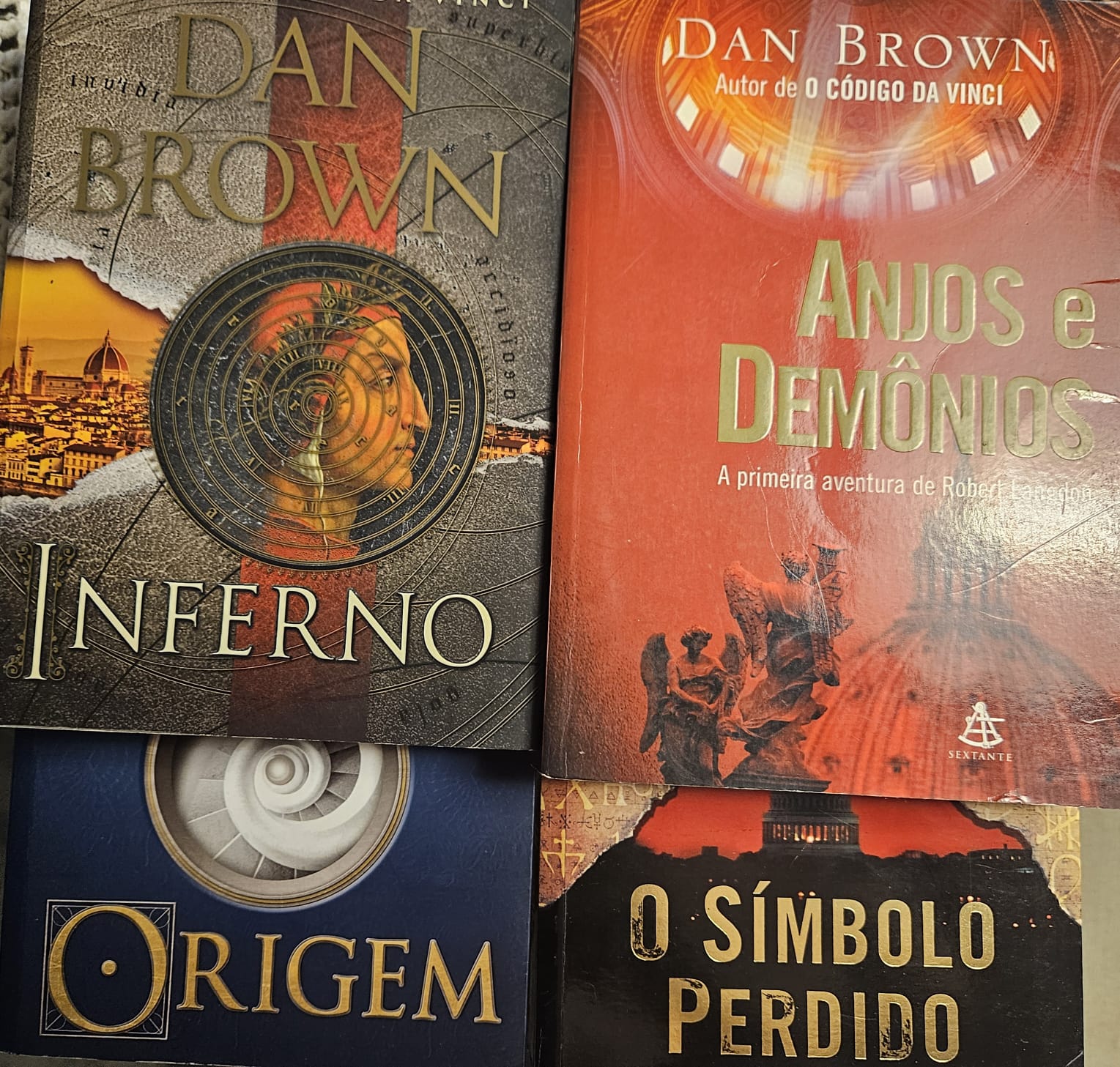 dan brown.jpg