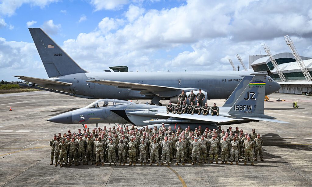 Americanos no aeroporto de Natal.jpg