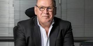 sidney oliveira.jpg